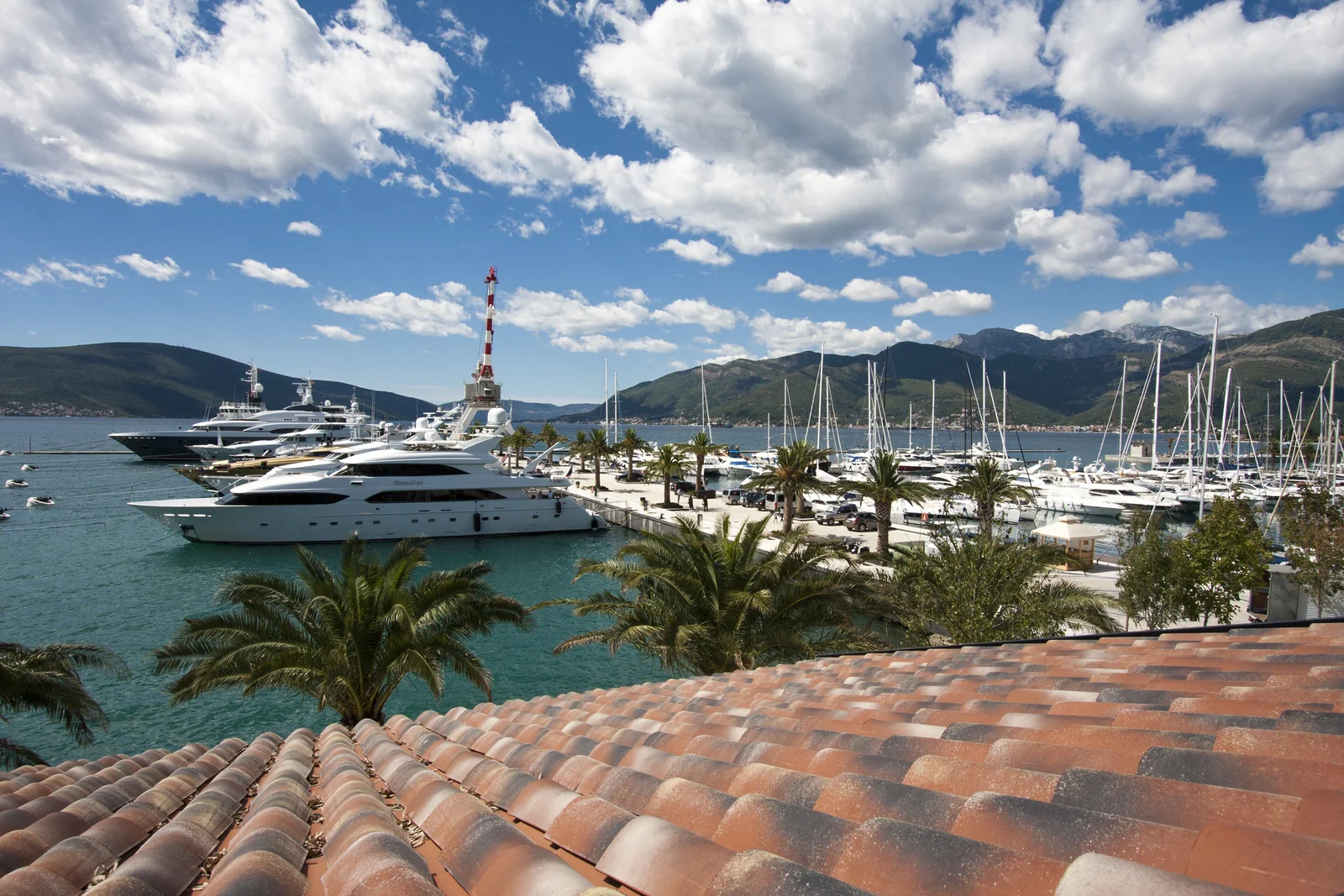 Марина Porto Montenegro в Тивате