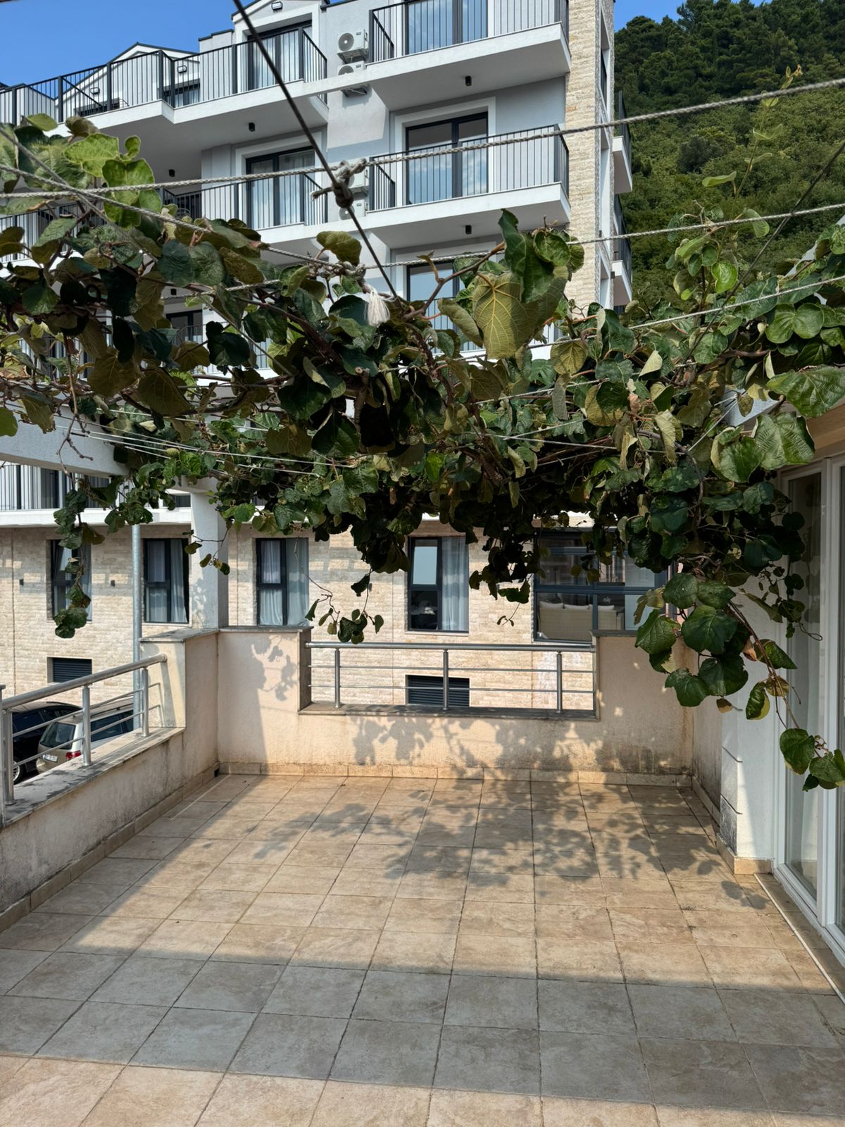 ID 7892. Kuća sa bazenom u Podkošljunu